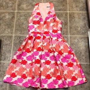 Spring dress with pockets